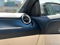 
										MERCEDES-BENZ GLA 200 cheio									