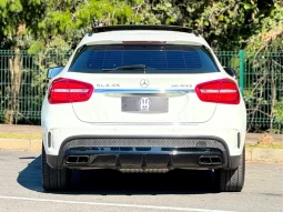 
										MERCEDES-BENZ GLA 45 AMG cheio									