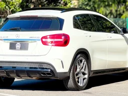 
										MERCEDES-BENZ GLA 45 AMG cheio									