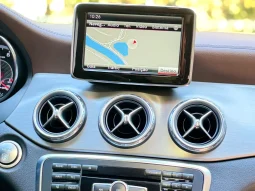 
										MERCEDES-BENZ GLA 45 AMG cheio									
