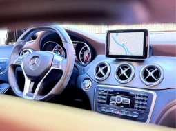 
										MERCEDES-BENZ GLA 45 AMG cheio									