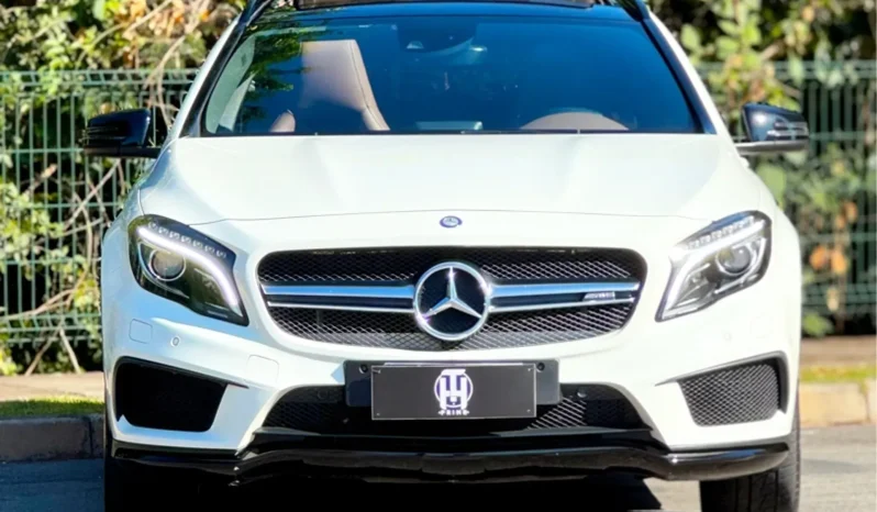 
								MERCEDES-BENZ GLA 45 AMG cheio									