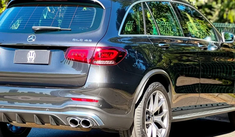 
								MERCEDES-BENZ GLC 43 AMG cheio									