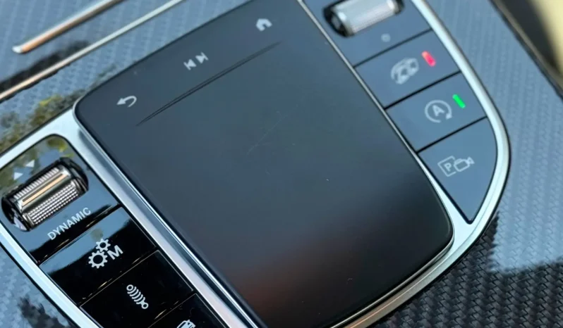 
								MERCEDES-BENZ GLC 43 AMG cheio									