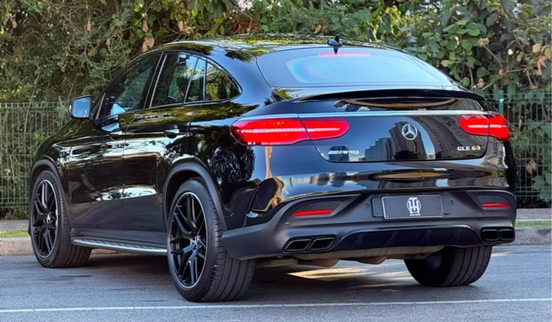 
								MERCEDES-BENZ GLE 63 AMG cheio									