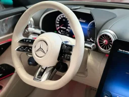
										MERCEDES-BENZ SL 63 AMG cheio									