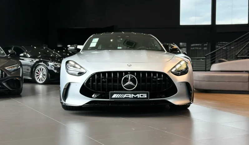 
								MERCEDES-BENZ AMG GT 63 cheio									