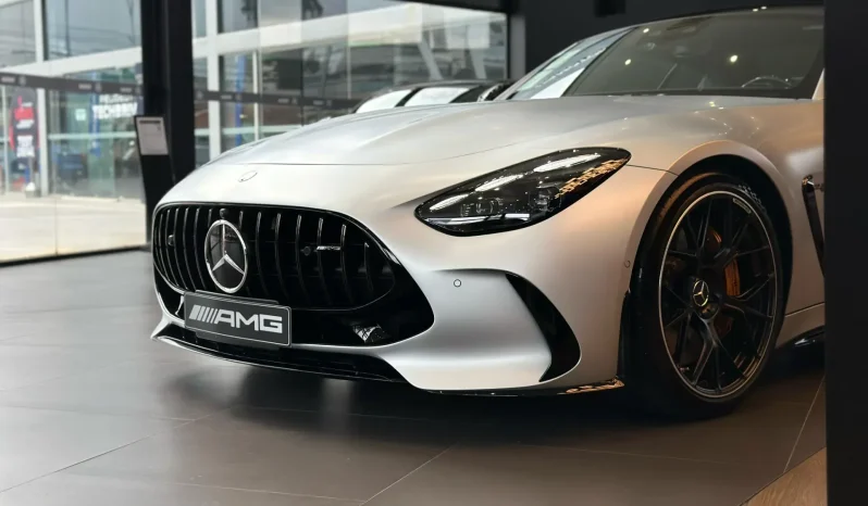 
								MERCEDES-BENZ AMG GT 63 cheio									