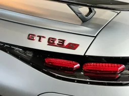 
										MERCEDES-BENZ AMG GT 63 cheio									
