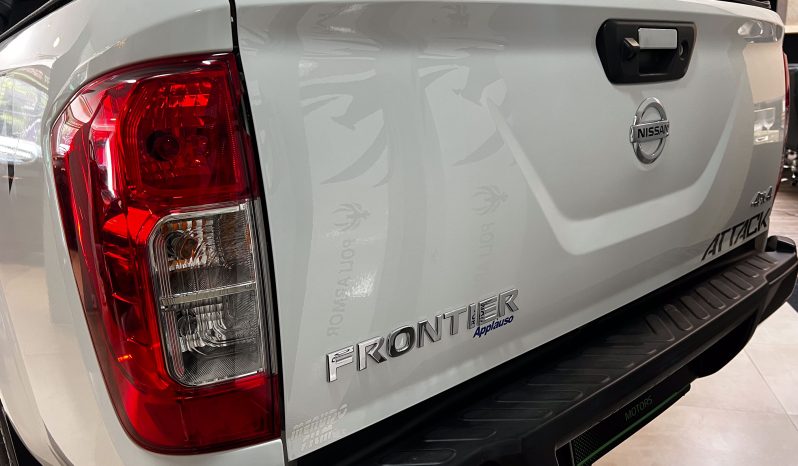 
								NISSAN FRONTIER cheio									