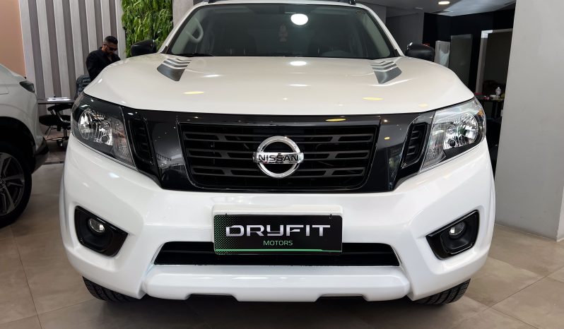
								NISSAN FRONTIER cheio									