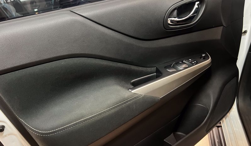 
								NISSAN FRONTIER cheio									