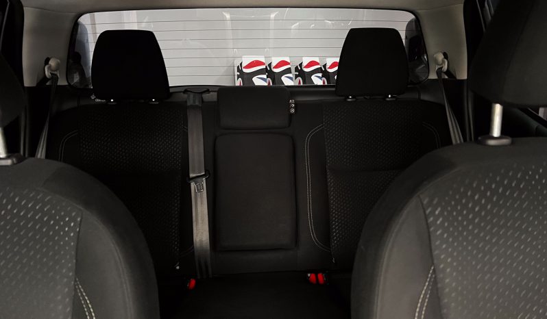 
								NISSAN FRONTIER cheio									