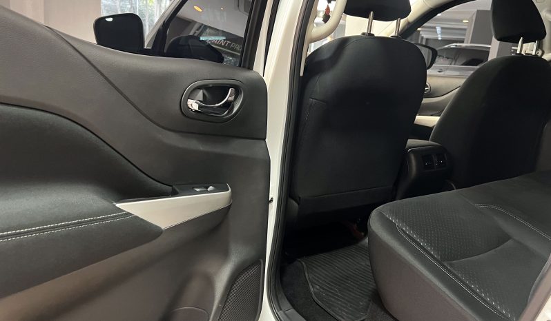 
								NISSAN FRONTIER cheio									