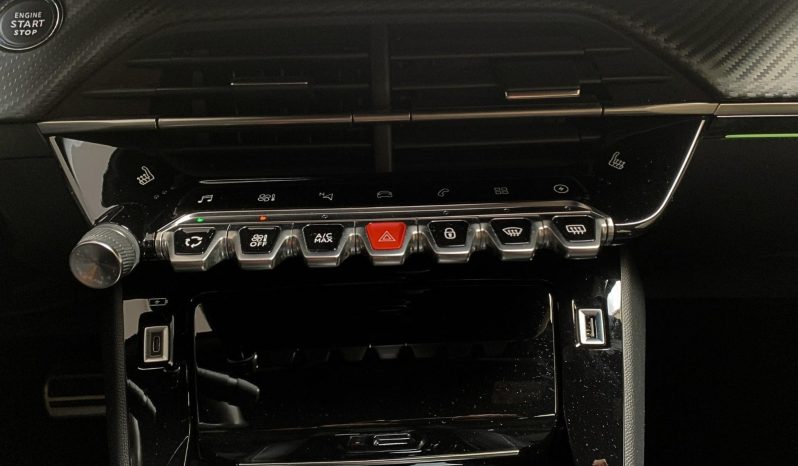 
								PEUGEOT 2008 cheio									