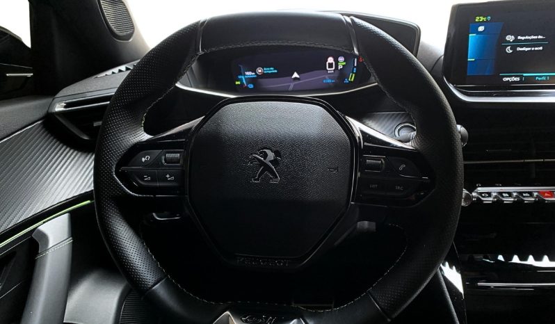 
								PEUGEOT 2008 cheio									