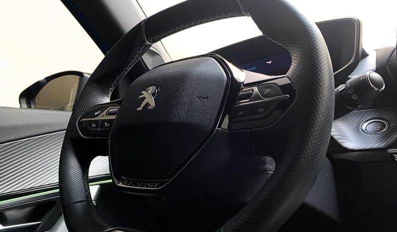 
								PEUGEOT 2008 cheio									