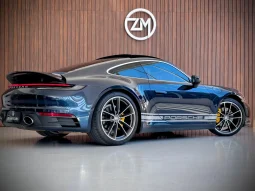 
										PORSCHE 911 cheio									