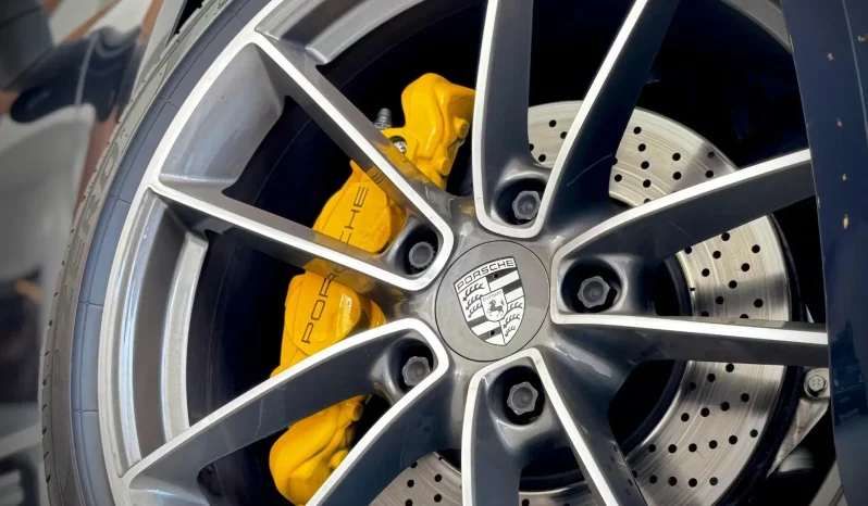 
								PORSCHE 911 cheio									