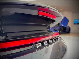 
										PORSCHE 911 cheio									