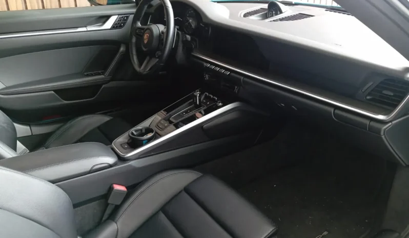
								PORSCHE 911 cheio									