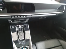 
										PORSCHE 911 cheio									