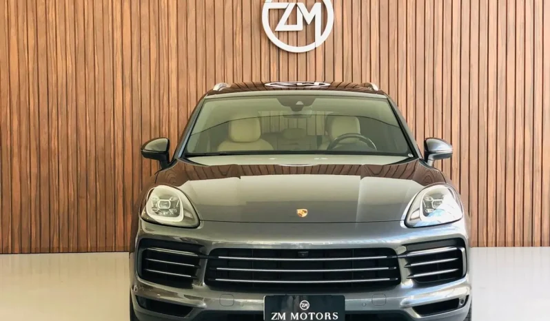 
								PORSCHE CAYENNE cheio									