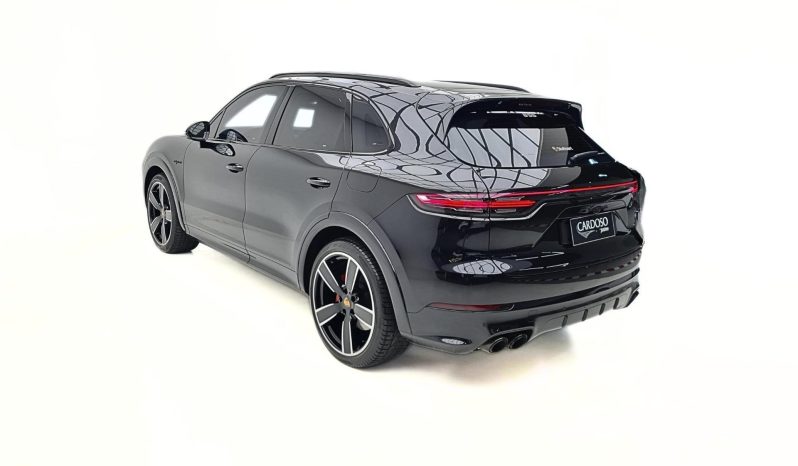 
								PORSCHE CAYENNE cheio									