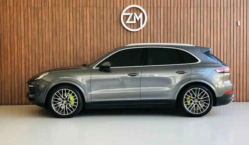 
								PORSCHE CAYENNE cheio									