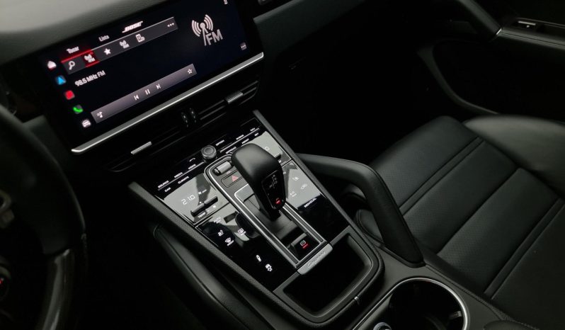 
								PORSCHE CAYENNE cheio									