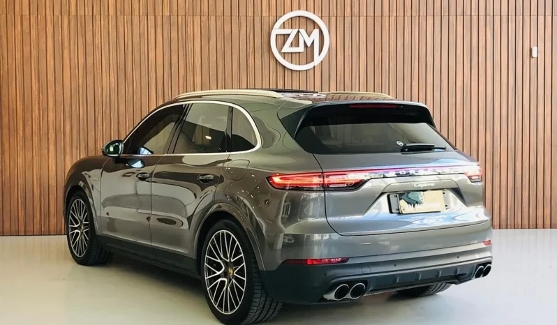 
								PORSCHE CAYENNE cheio									