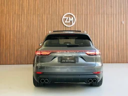 
										PORSCHE CAYENNE cheio									