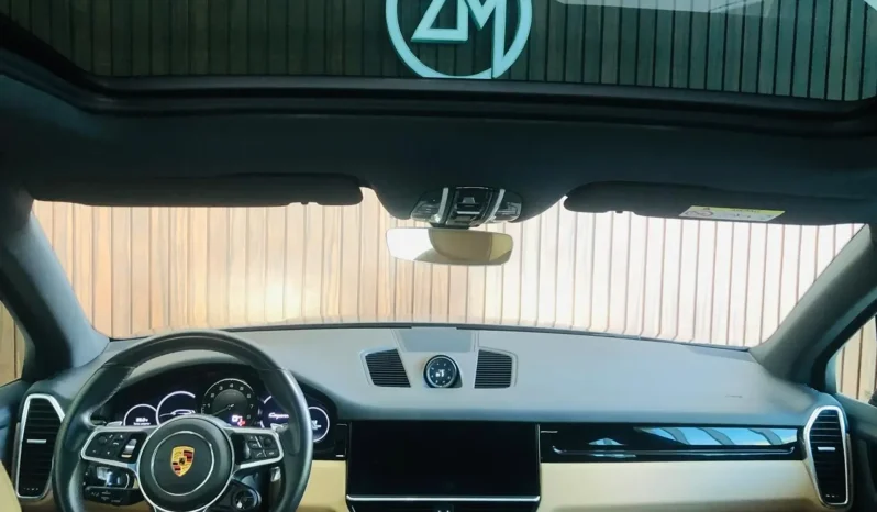 
								PORSCHE CAYENNE cheio									