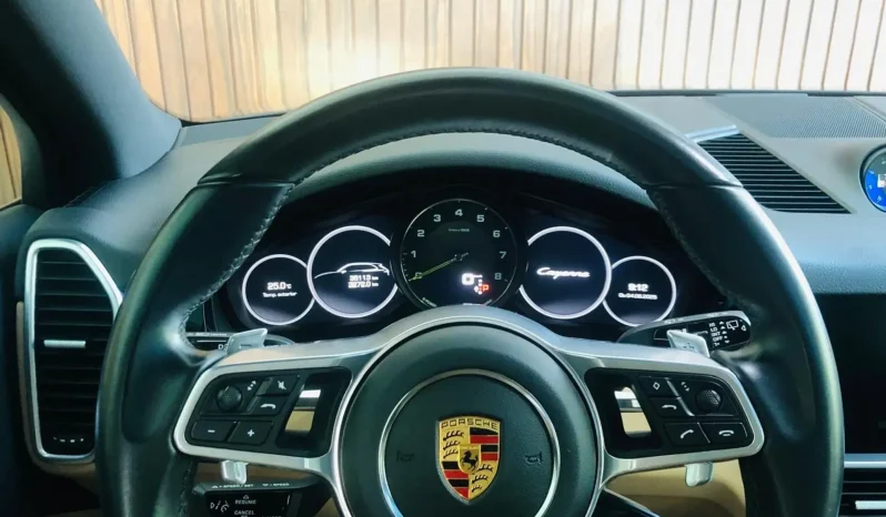
								PORSCHE CAYENNE cheio									