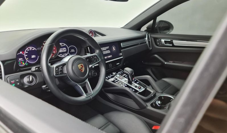 
								PORSCHE CAYENNE cheio									