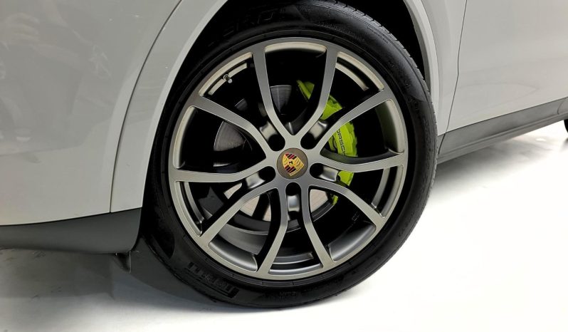 
								PORSCHE CAYENNE cheio									