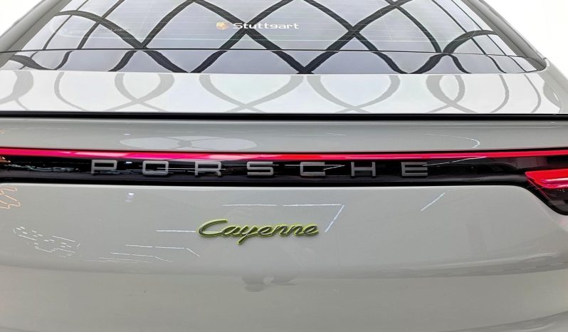 
								PORSCHE CAYENNE cheio									