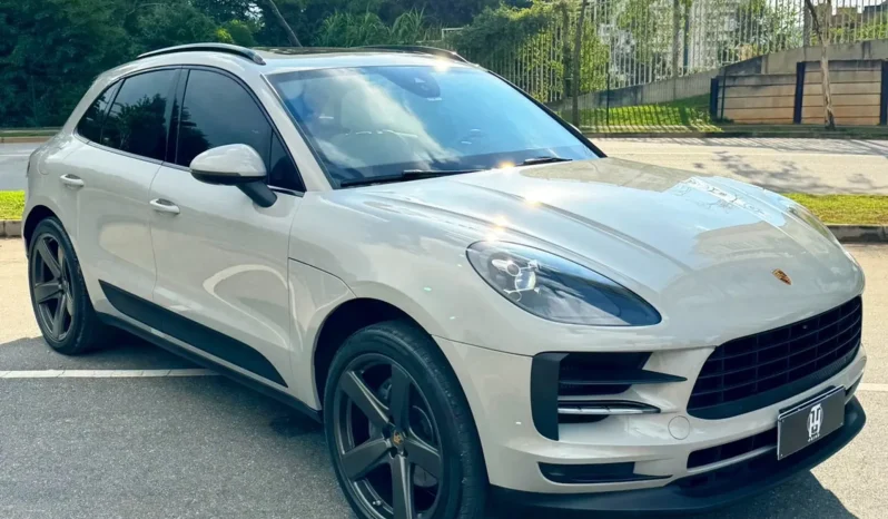 
								PORSCHE MACAN cheio									