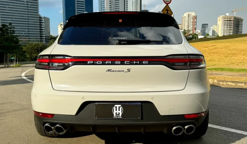 
								PORSCHE MACAN cheio									