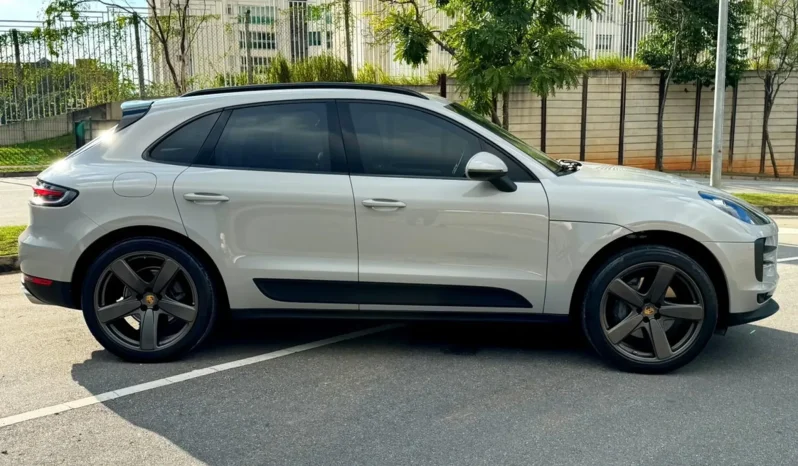 
								PORSCHE MACAN cheio									
