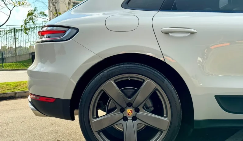 
								PORSCHE MACAN cheio									