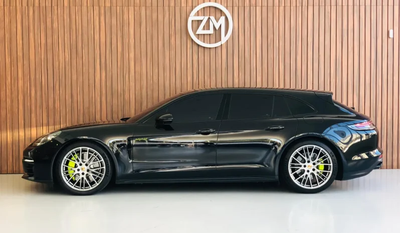 
								PORSCHE PANAMERA cheio									