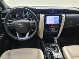 
										TOYOTA HILUX SW4 cheio									