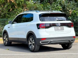 
										VOLKSWAGEN T-CROSS cheio									