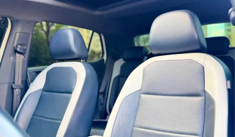 
								VOLKSWAGEN T-CROSS cheio									