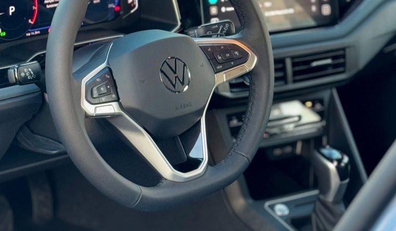 
								VOLKSWAGEN NIVUS HIGHLINE cheio									