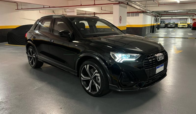 
								AUDI Q3 cheio									