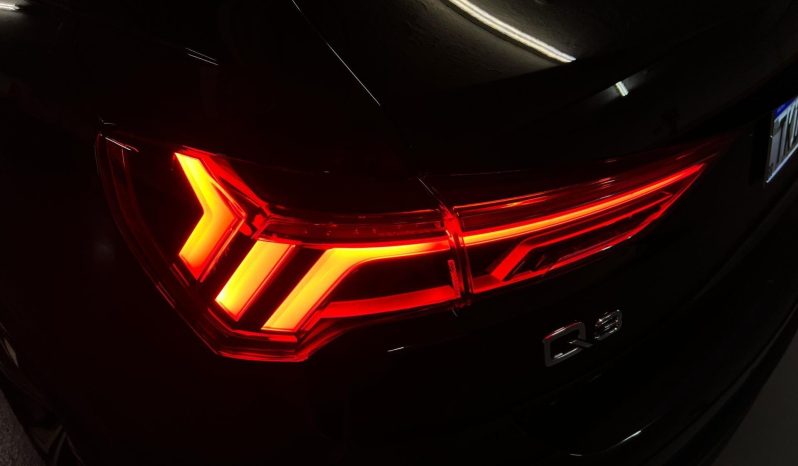 
								AUDI Q3 cheio									