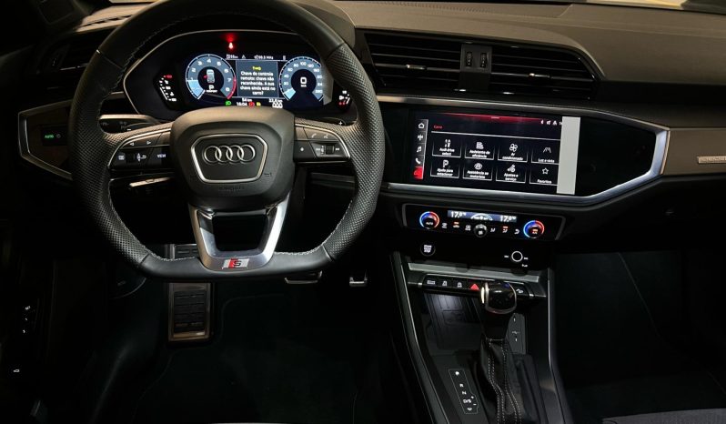 
								AUDI Q3 cheio									