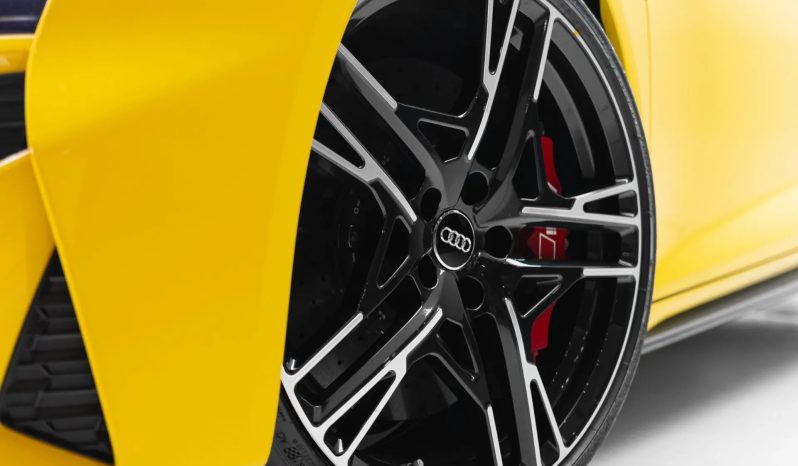 
								AUDI R8 cheio									